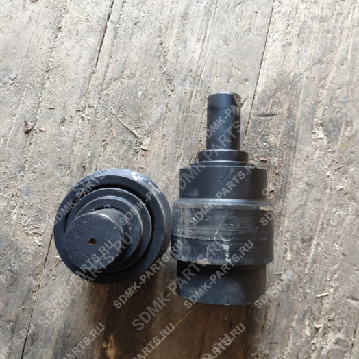 Каток поддерживающий CAT 320DL 8E5600
