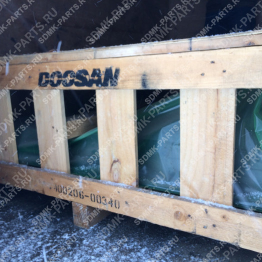 Радиатор масляный 400206-00340 DOOSAN 420LC-V 13F52000A 1