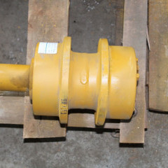 Каток поддерживающий 10C0031AY2, CK-34330 HYUNDAI R320LC-7 81E5-2003 81E5-2003